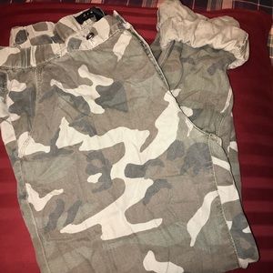 camo pants